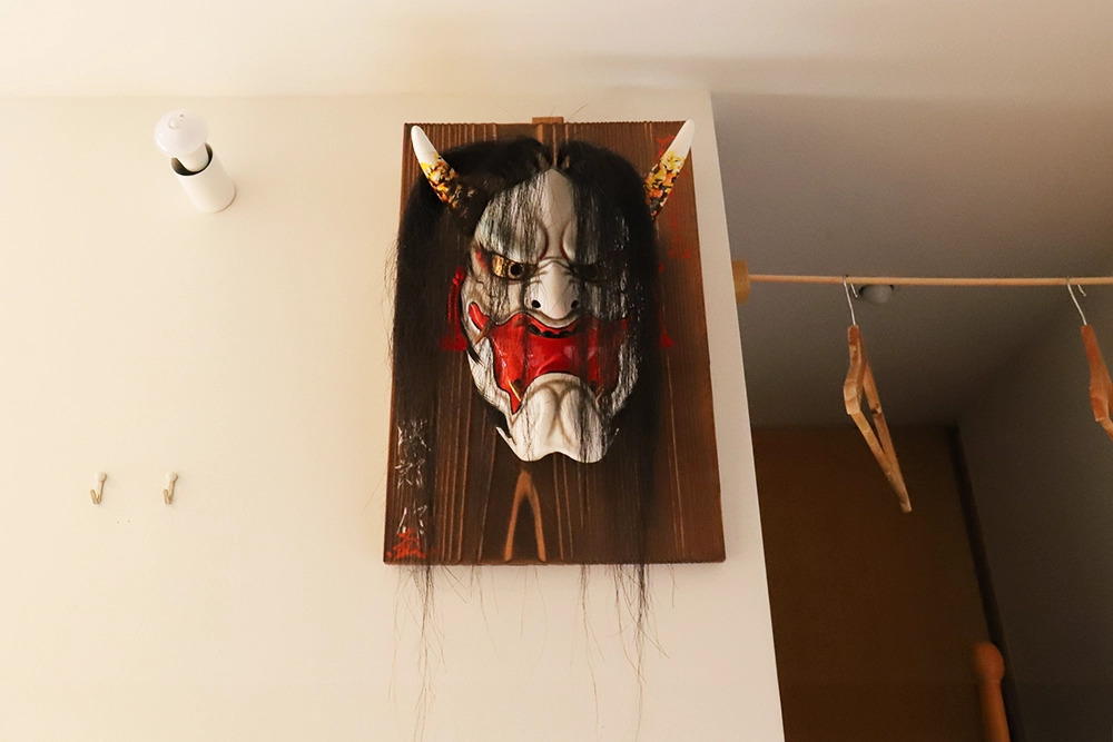 神楽の鬼の面の画像