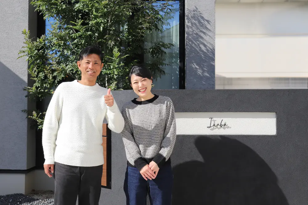 インタビュー ステンレス筆記体表札を選んだ因幡様邸 画像