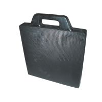 アウトリガーベース