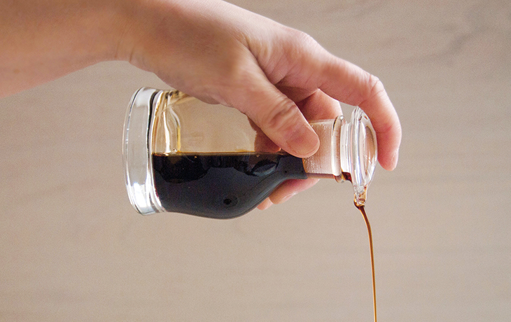 元祖すりくち醤油さし（廣田硝子）