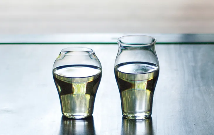 「廣田硝子 究極の日本酒グラス 酒グラス・蕾・花セット」お酒の味わいが変わるグラス