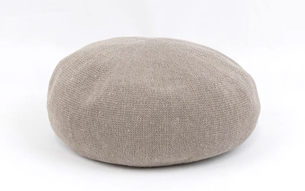 Beret is flamingo merino