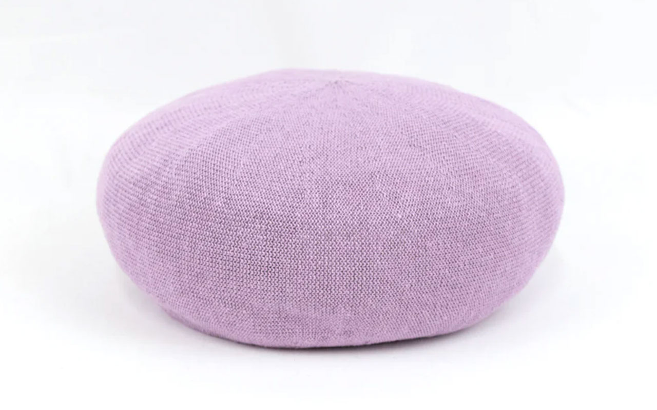 Beret is flamingo merino