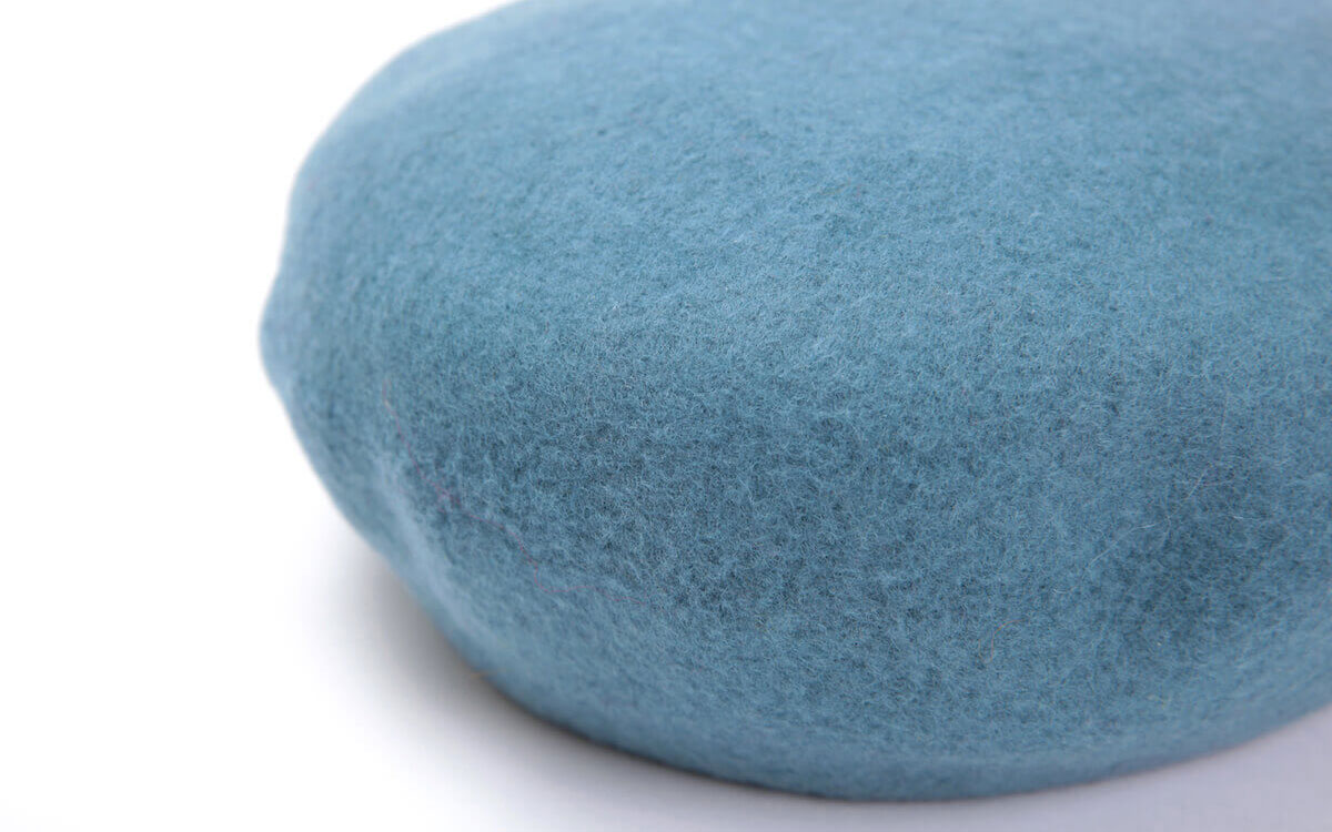 Beret is flamingo merino