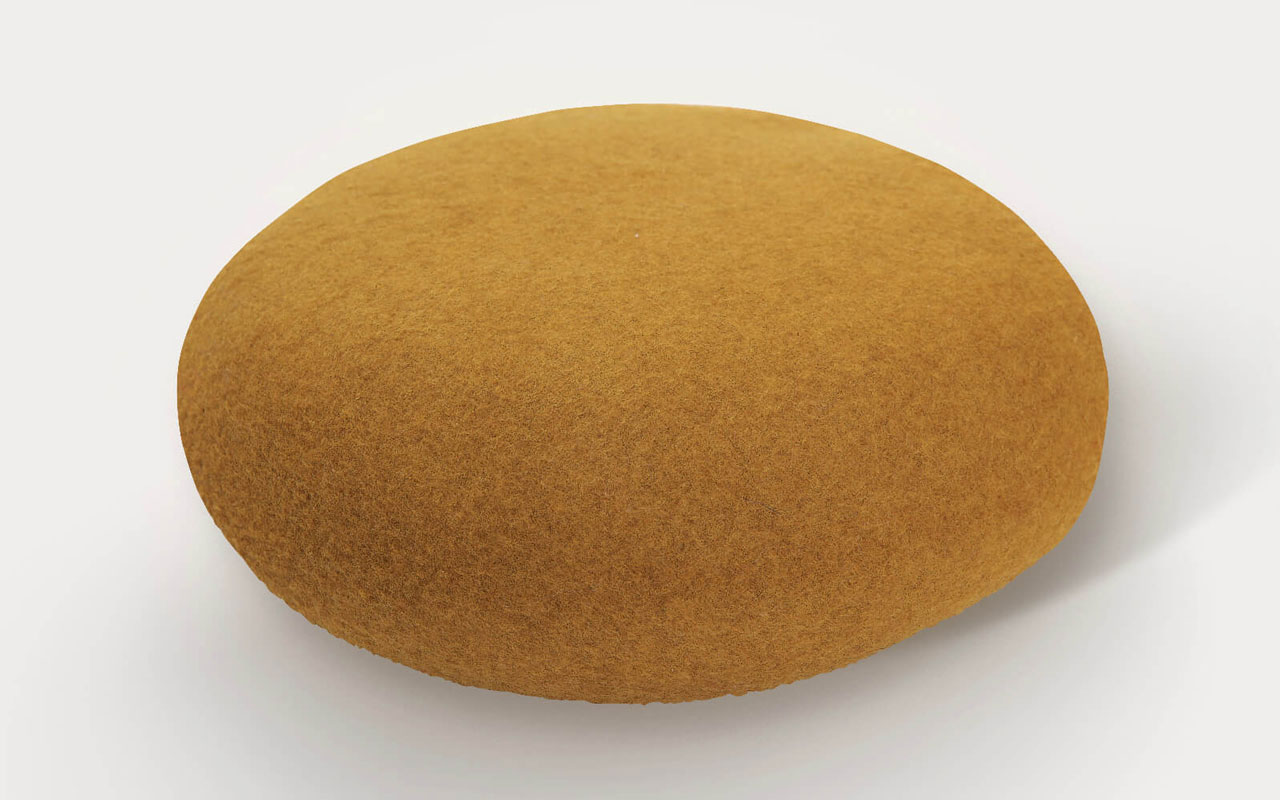 Beret is flamingo merino