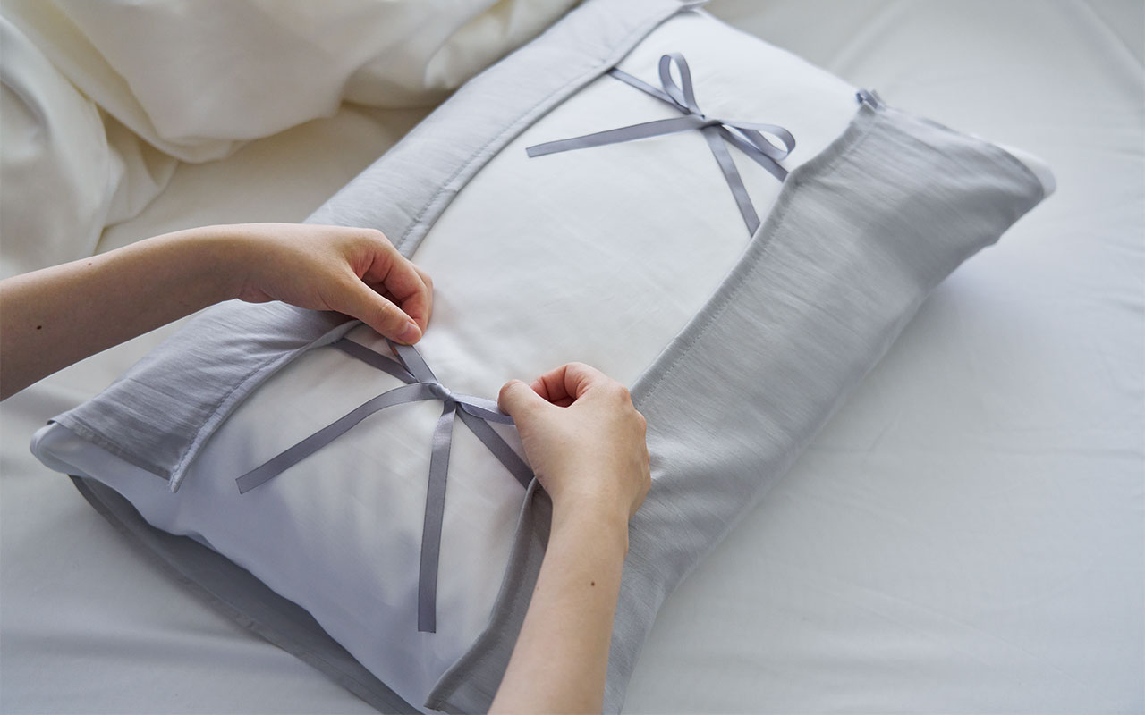 眠りながらヘアケア 国産シルク100%の枕カバー - 上州絹屋 - 髪のパサ