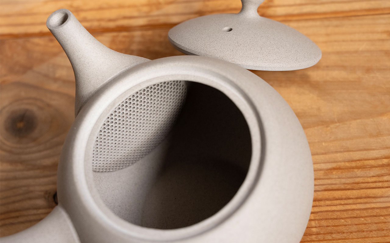 常滑焼の急須 JINSUI