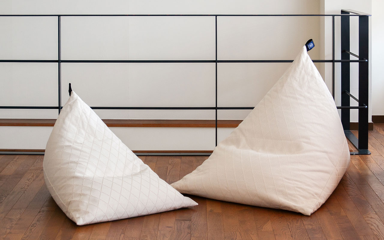丈夫な柔道衣のテトラ | 上質なビーズクッション ソファ - tetra 大東