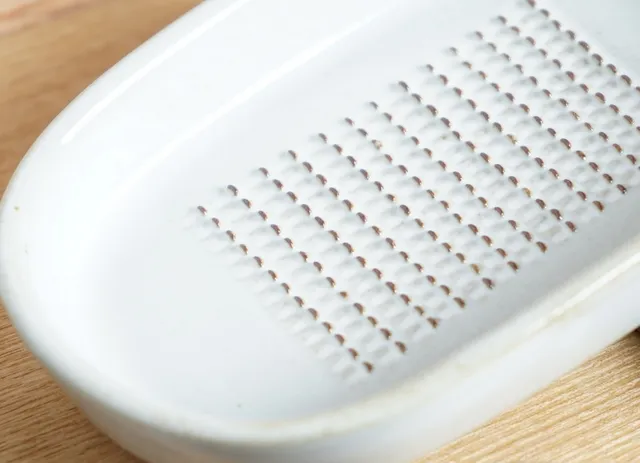 しょうがおろし器 - かもしか道具店 - 美しく繊維を切らない目立て