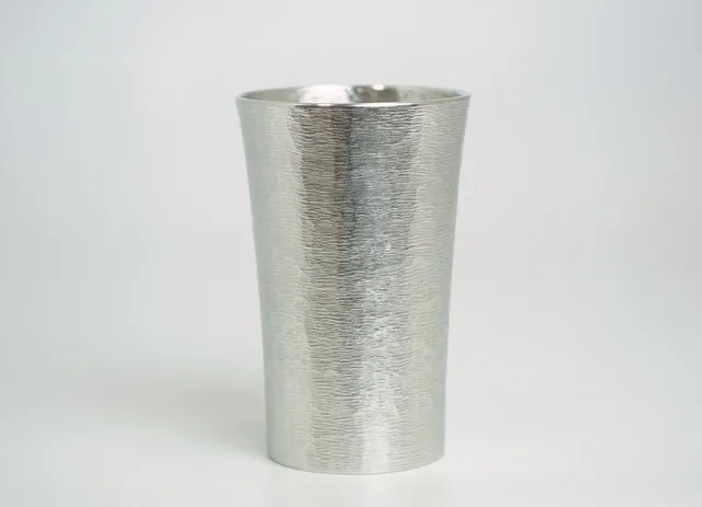 「大阪錫器」の錫(すず)製のタンブラー
