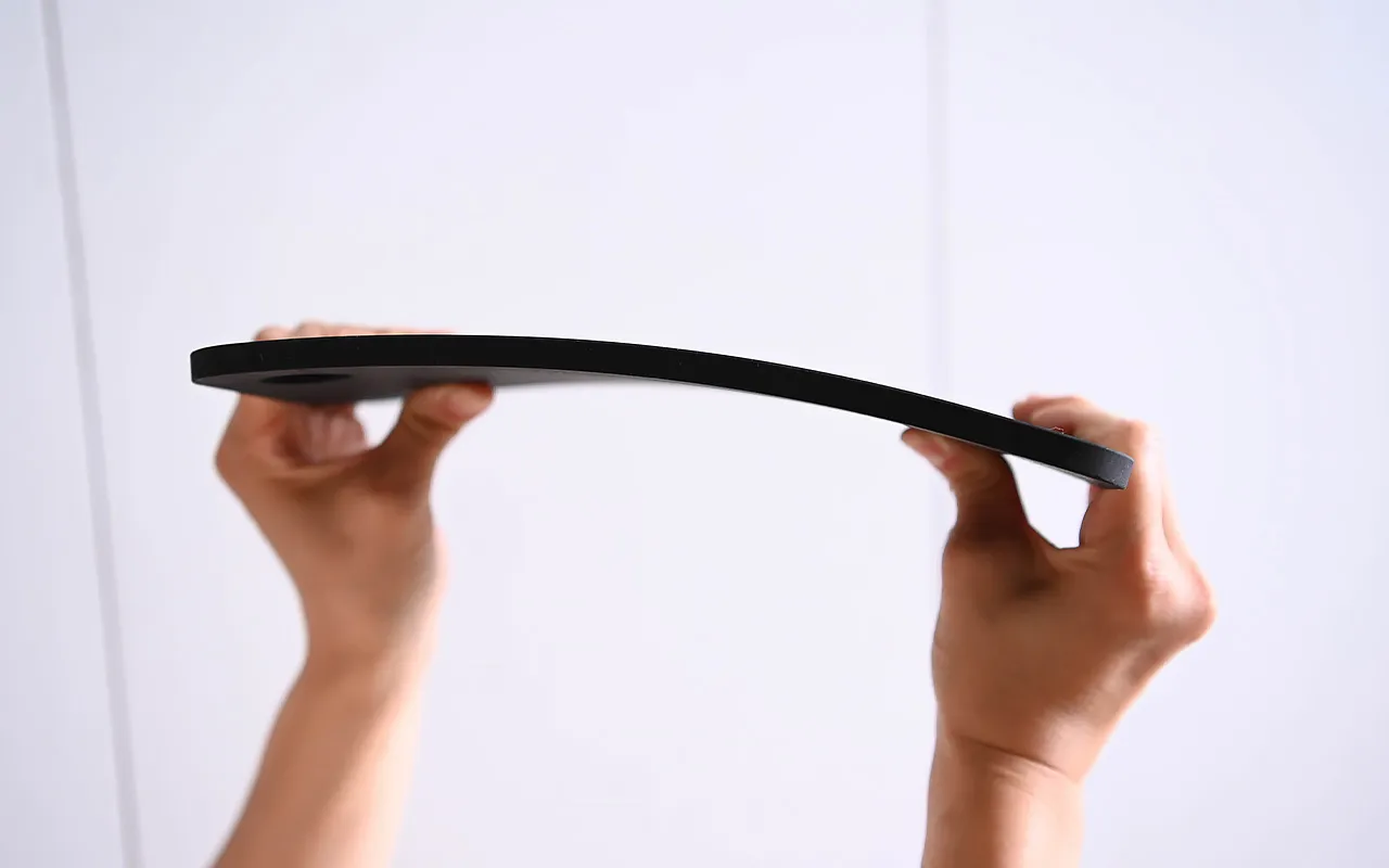 ゴム製のまな板 / カッティングボード RUBBER Rubber(ラバラバ)