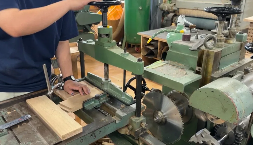 匠工芸 家具づくり