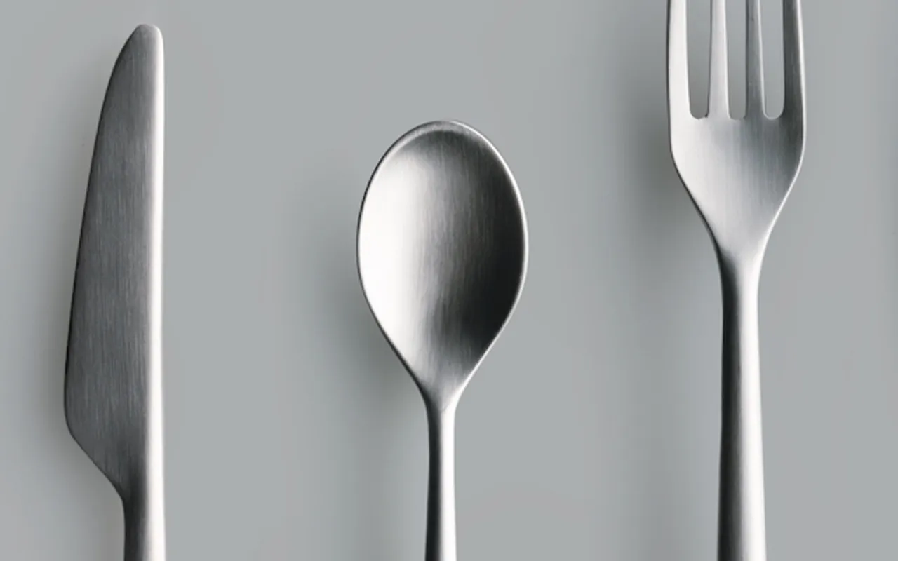ちょうど良い量を入れたいとき「よくすくえる」スプーン