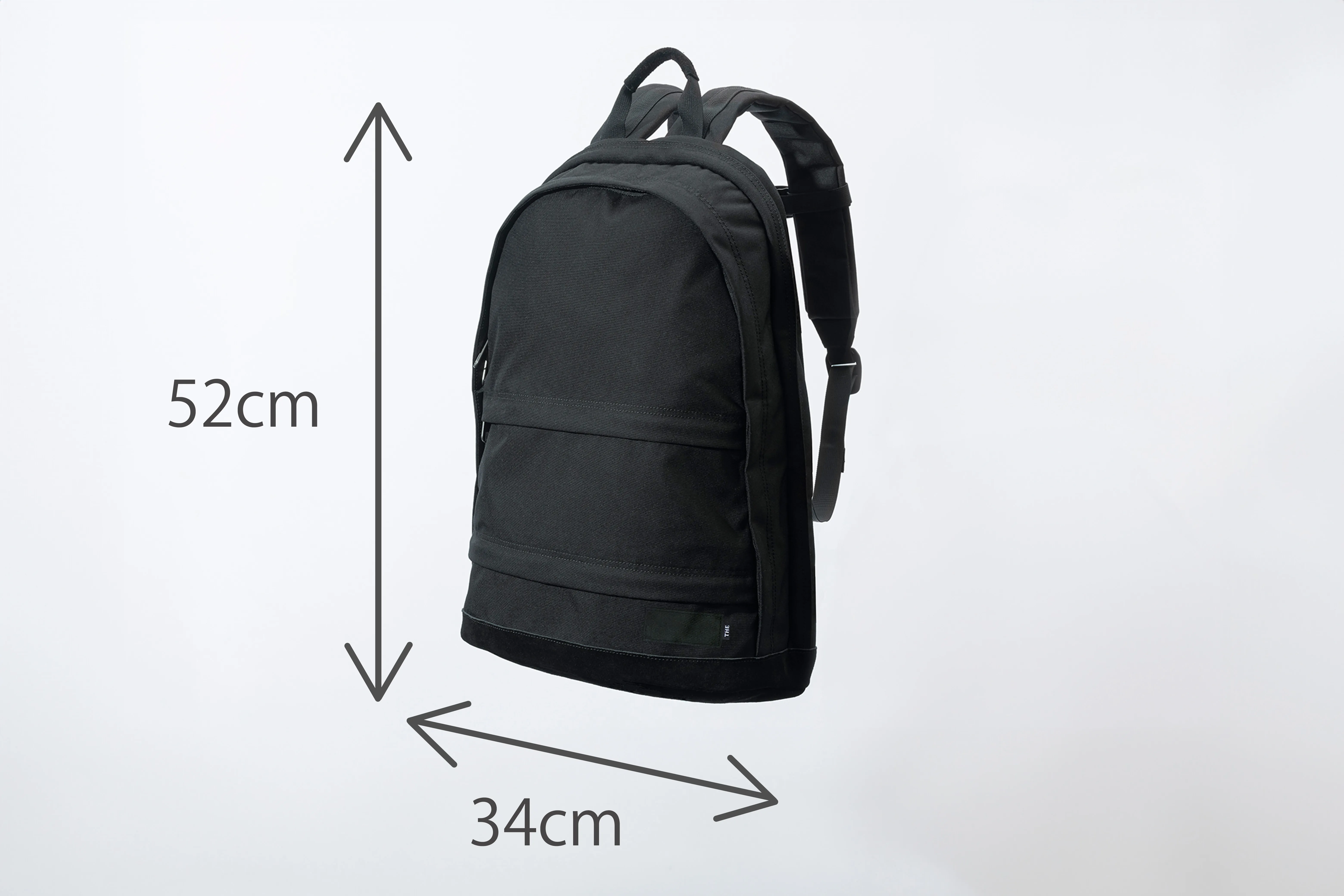強靭かつ高機能 小分けも、連結もできる THE DAY PACK - THE