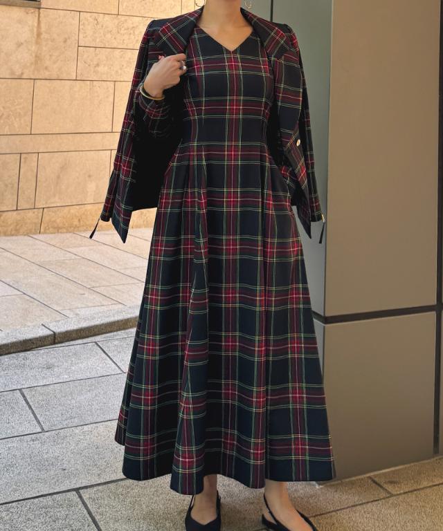 Vネックタータンチェックワンピース_edl25aw-op01