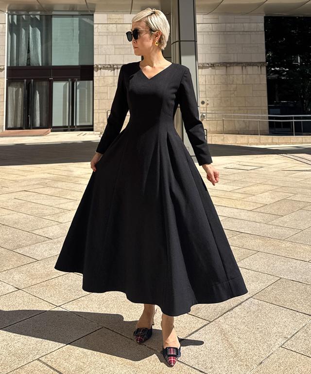 Vネックワンピース_edl25aw-op04