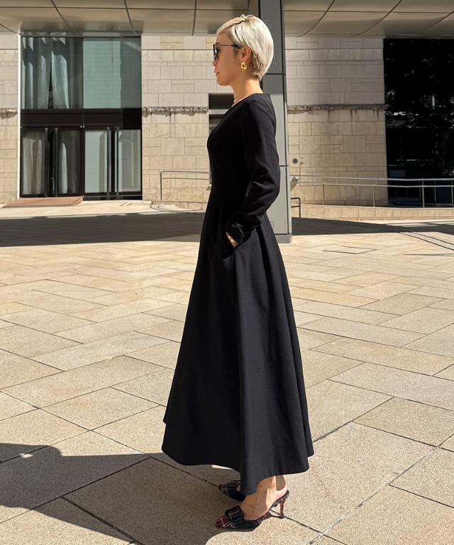Vネックワンピース_edl25aw-op04
