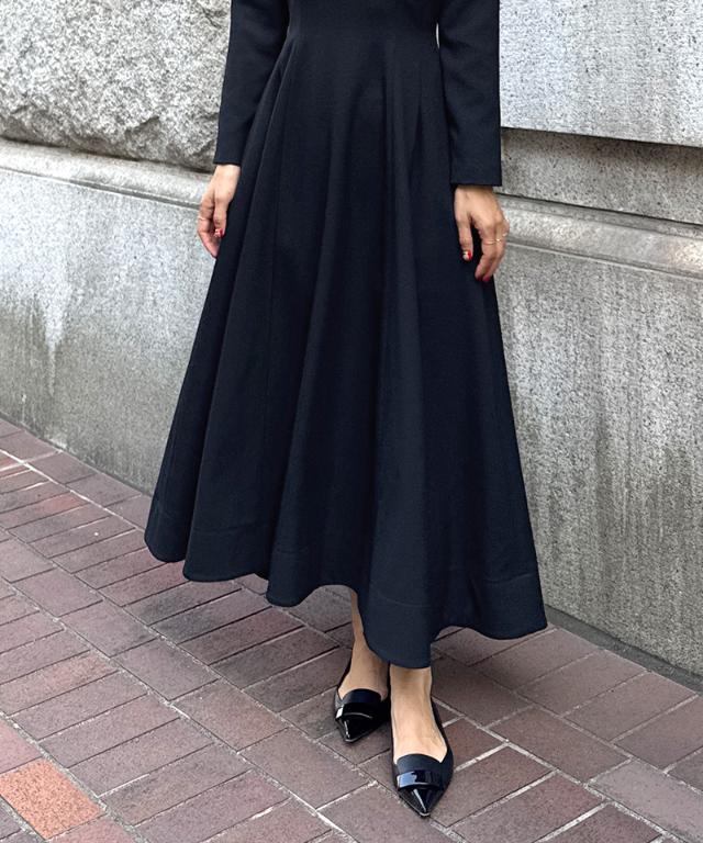 Vネックワンピース_edl25aw-op04