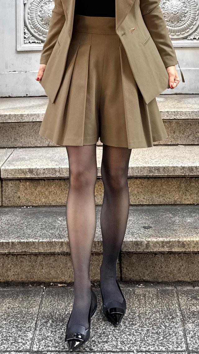 美脚フレンチパンツ