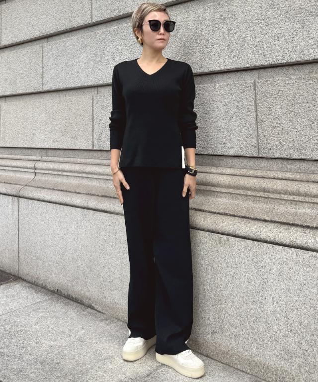 Vネックウールニット_gfa25aw-nt09