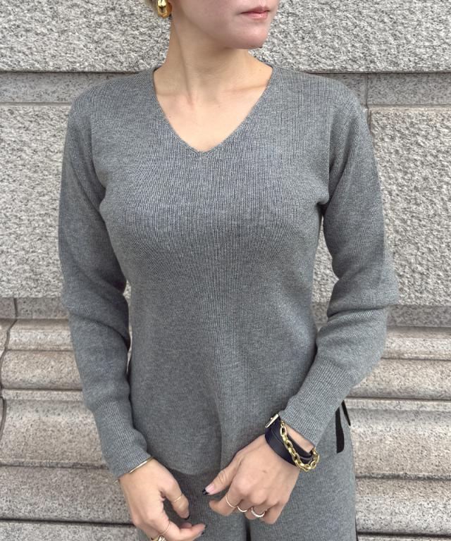 Vネックウールニット_gfa25aw-nt09