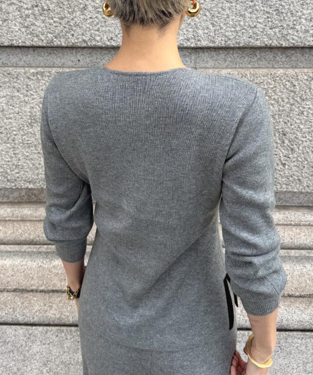 Vネックウールニット_gfa25aw-nt09