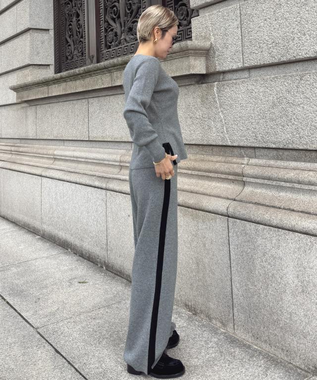 Vネックウールニット_gfa25aw-nt09