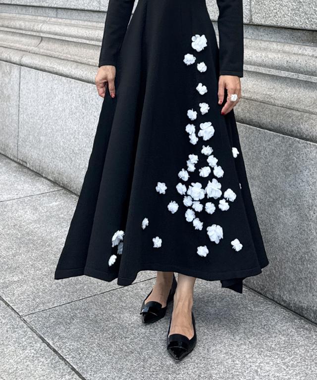 美品☆DOLCE&GABBANA☆ローズ 懐中時計ワンピース 黒 XS～S 美品☆DOLCE&GABBANA☆ローズ 懐中時計ワンピース 黒 XS～S