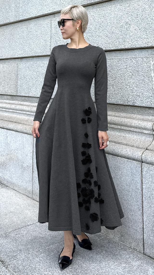 フラワーモチーフワンピース