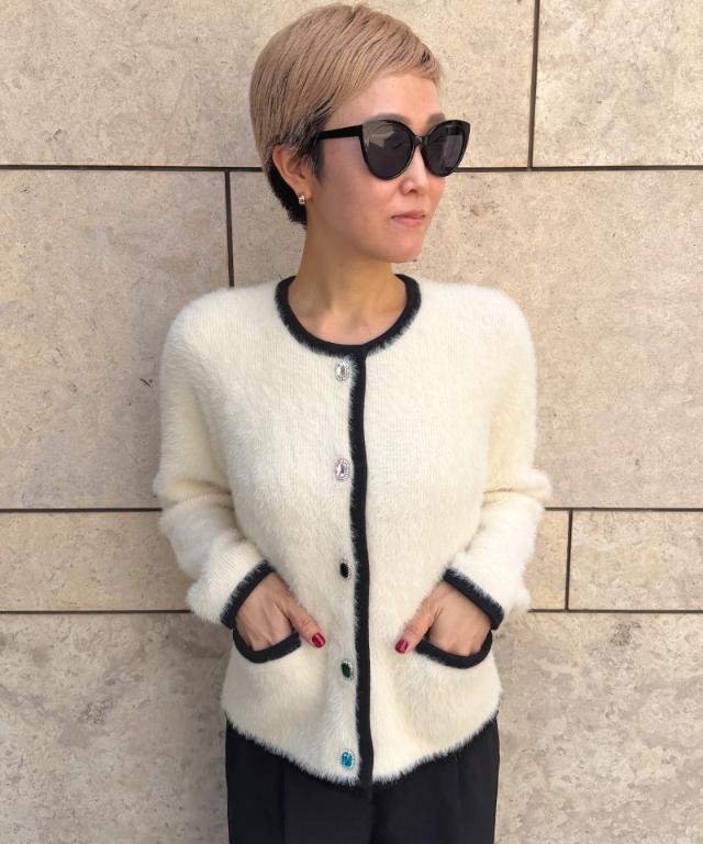 ビジューボタンニットジャケット_gfa26aw-nt12