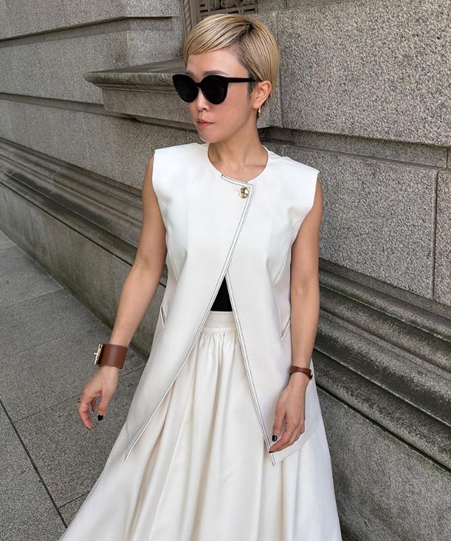 ステッチ配色ジレ_han26ss-jk04