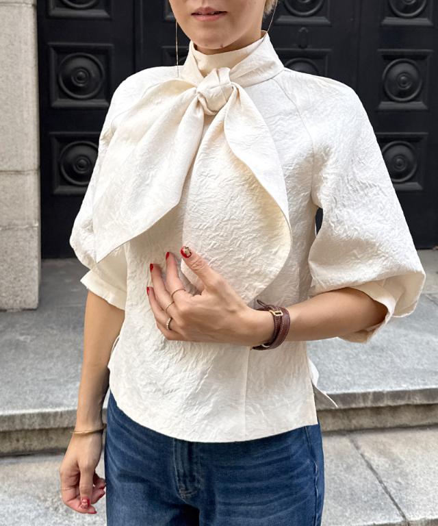 リボン風ジャガードトップス_iwa25aw-bl19