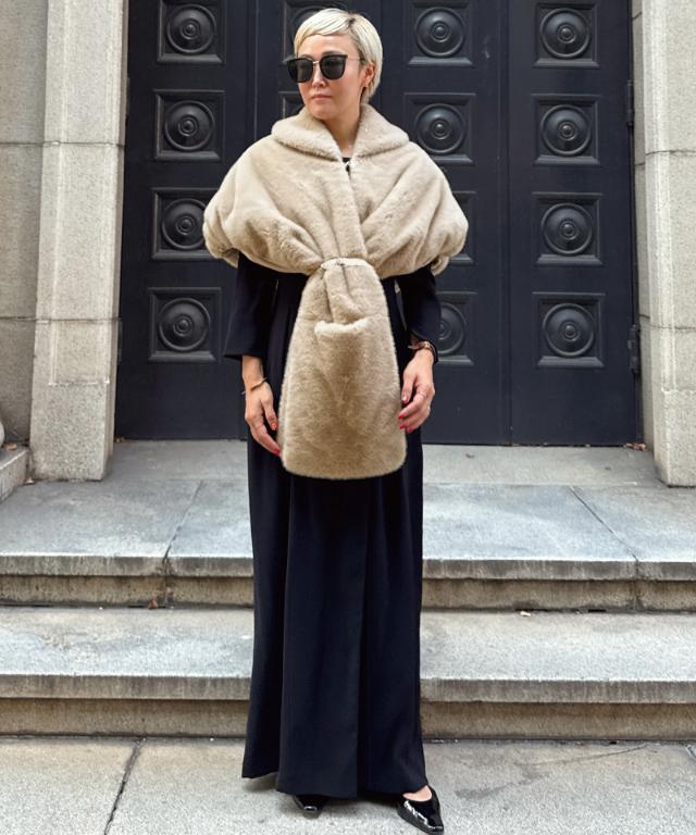 リッチボリュームファーポンチョ_iwa25aw-co12