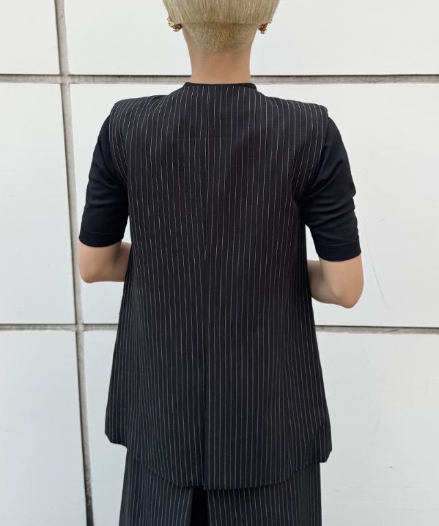 ピンストライプモダンジレ_iwa25aw-jk07