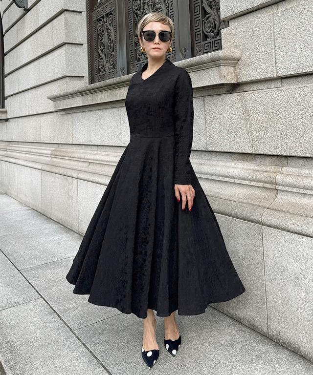 美シルエット立体ワンピース_iwa25aw-op04