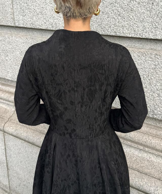 美シルエット立体ワンピース_iwa25aw-op04