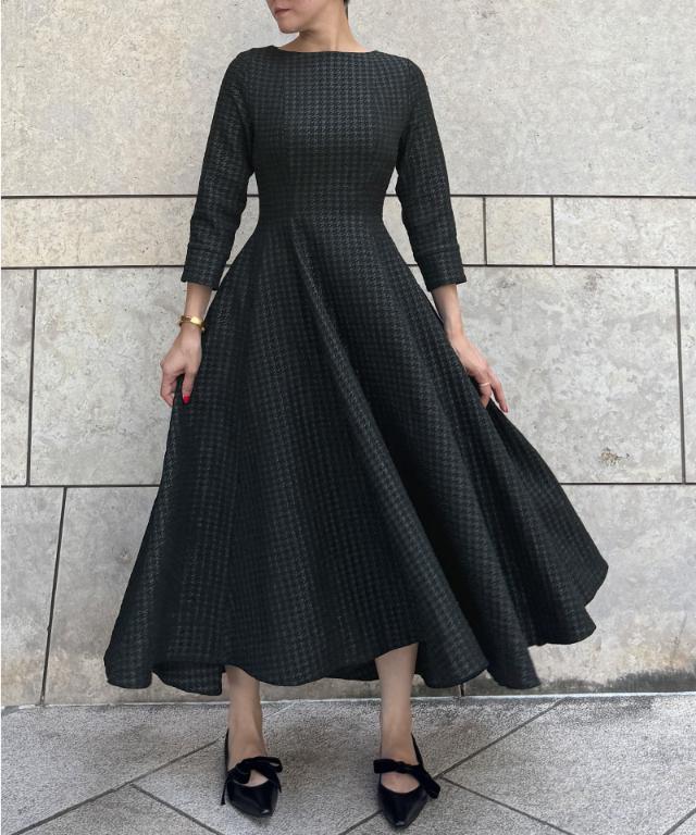 千鳥立体フレアワンピース_iwa25aw-op05