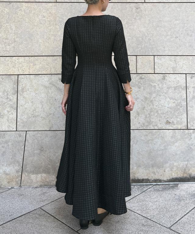 千鳥立体フレアワンピース_iwa25aw-op05