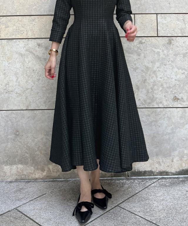 千鳥立体フレアワンピース_iwa25aw-op05