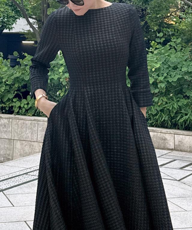 千鳥立体フレアワンピース_iwa25aw-op05