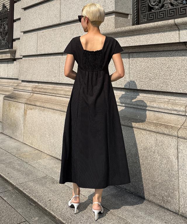 ピンストライプ美シルエットワンピース_iwa25aw-op16