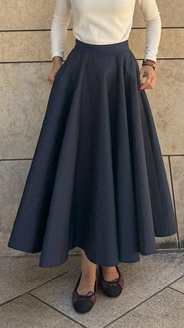 ジャガード立体ドレープスカート