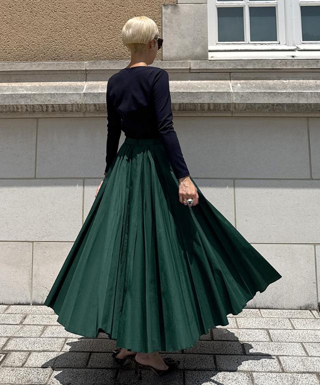 オードリールックスカート_iwa25aw-sk23