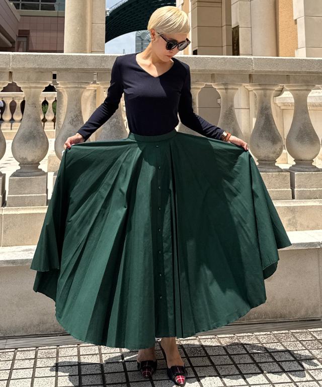 オードリールックスカート_iwa25aw-sk23