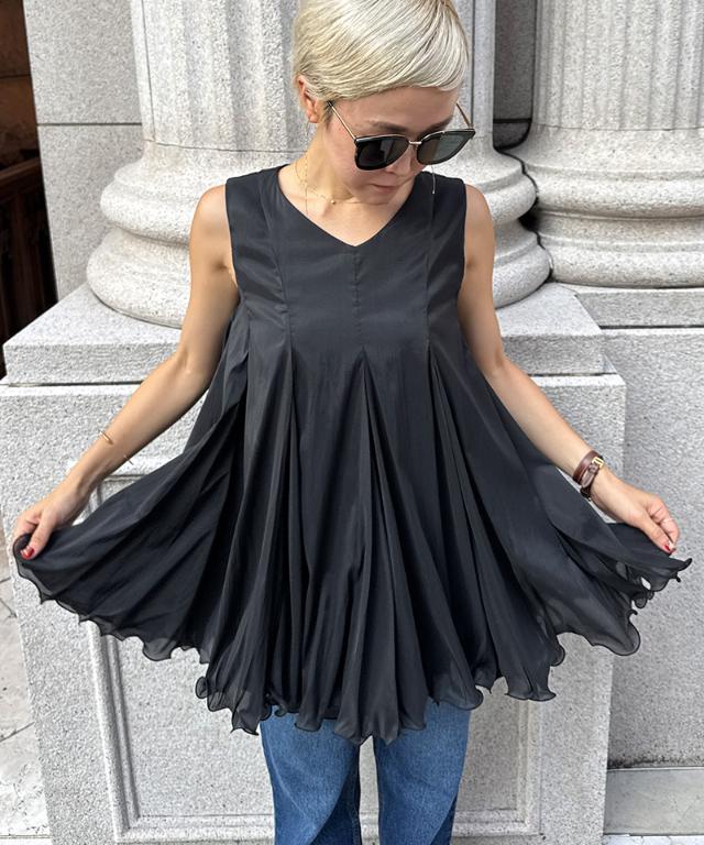 ラグジュアリー花束ブラウス_iwa25ss-bl20