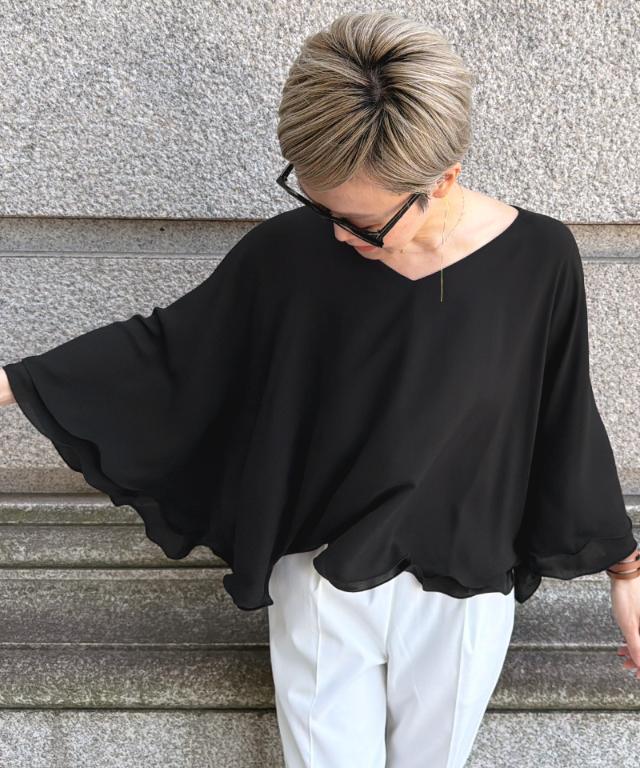 Vネックフラワーメローケープ_iwa26ss-bl15