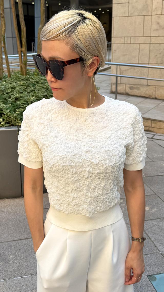 膨れジャカード見えニット