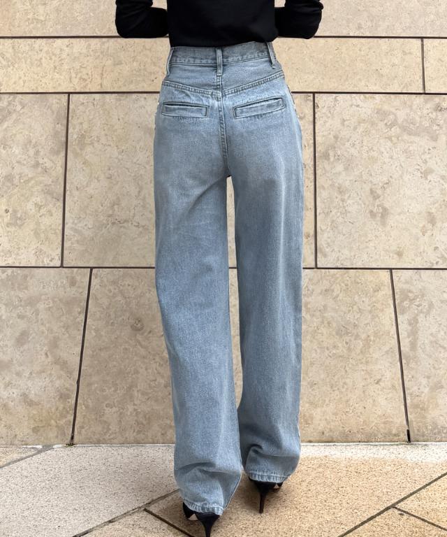 手刺繍クリアビジューデニム_qua26aw-pt03