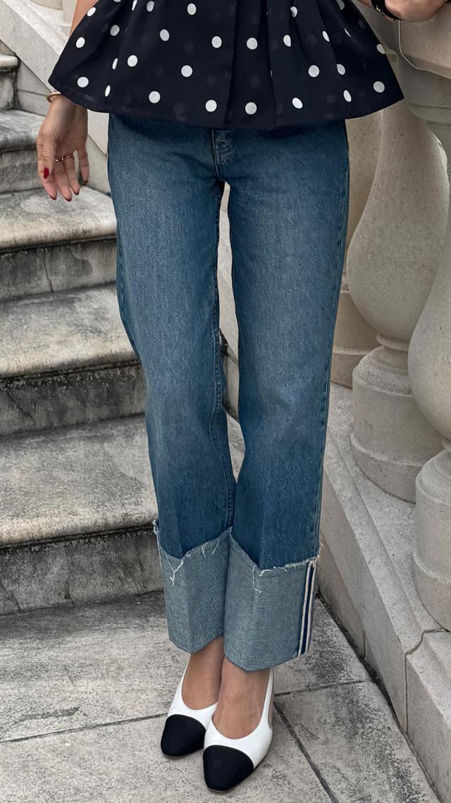 美脚ロールアップデニムパンツ