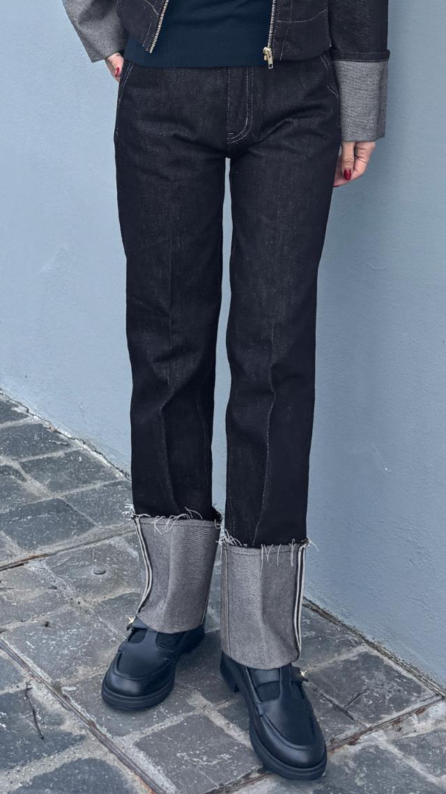 美脚ロールアップデニムパンツ